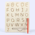 Tablero de madera para practicar el trazado de letras para niños